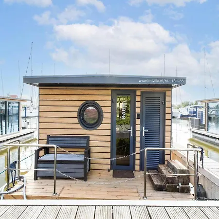 Comfortable Houseboat In Volendam Marina Exterior photo